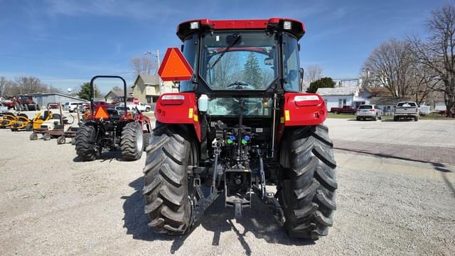 Image of Case IH Farmall 75C equipment image 4