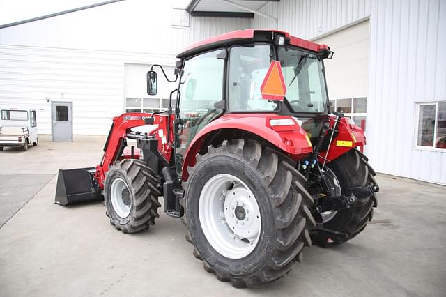 Image of Case IH Farmall 75C equipment image 4