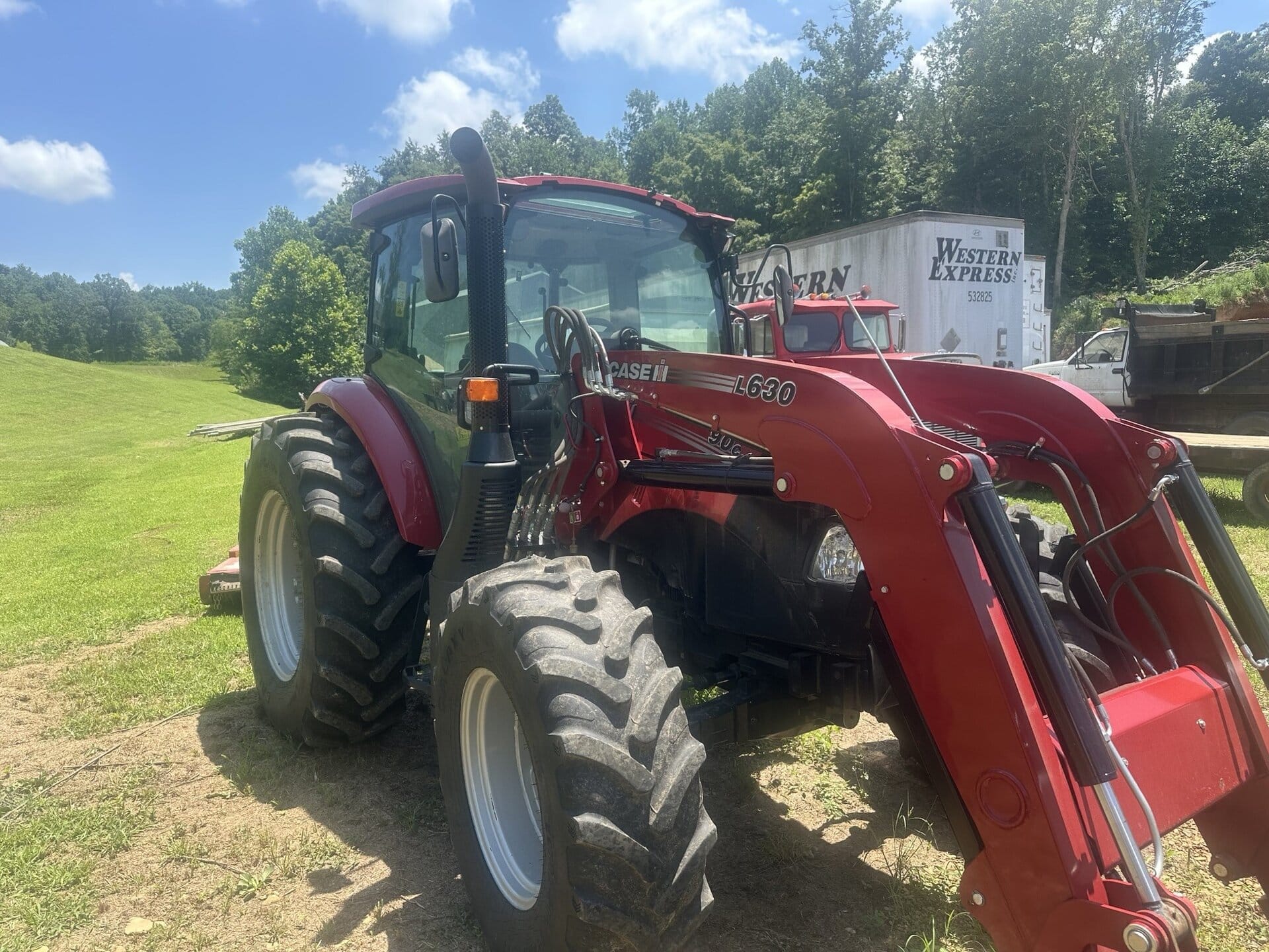 2024 Case IH Farmall 90C Equipment Image0