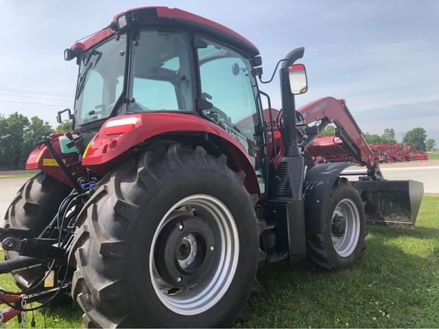 Image of Case IH Farmall 90C equipment image 3