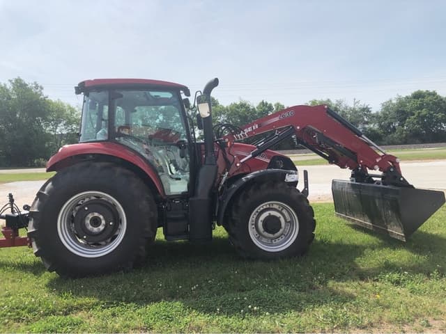 Image of Case IH Farmall 90C equipment image 4