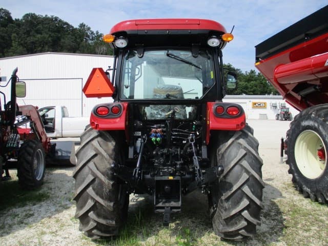 Image of Case IH Farmall 95A equipment image 4