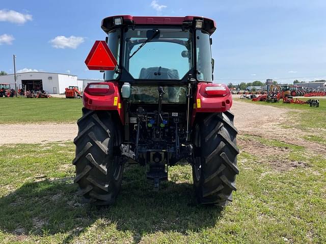 Image of Case IH Farmall 75C equipment image 4