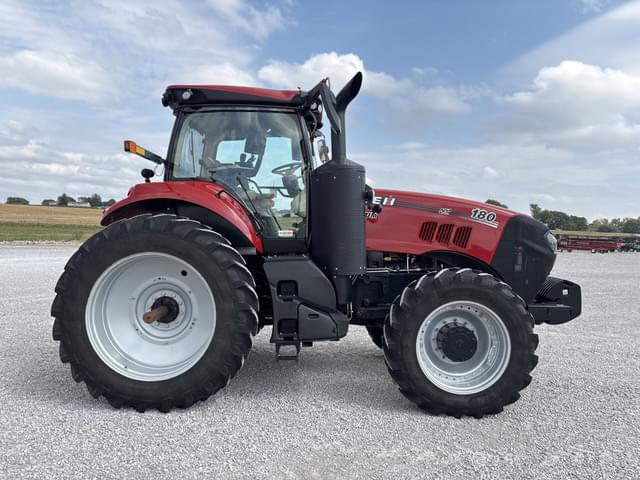 Image of Case IH Magnum 180 equipment image 1