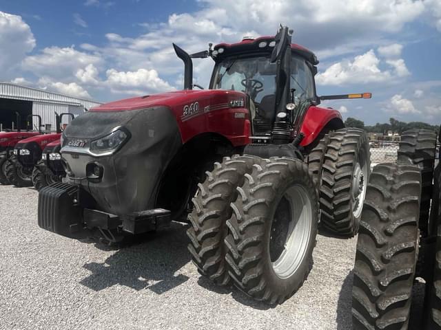 Image of Case IH Magnum 340 equipment image 4