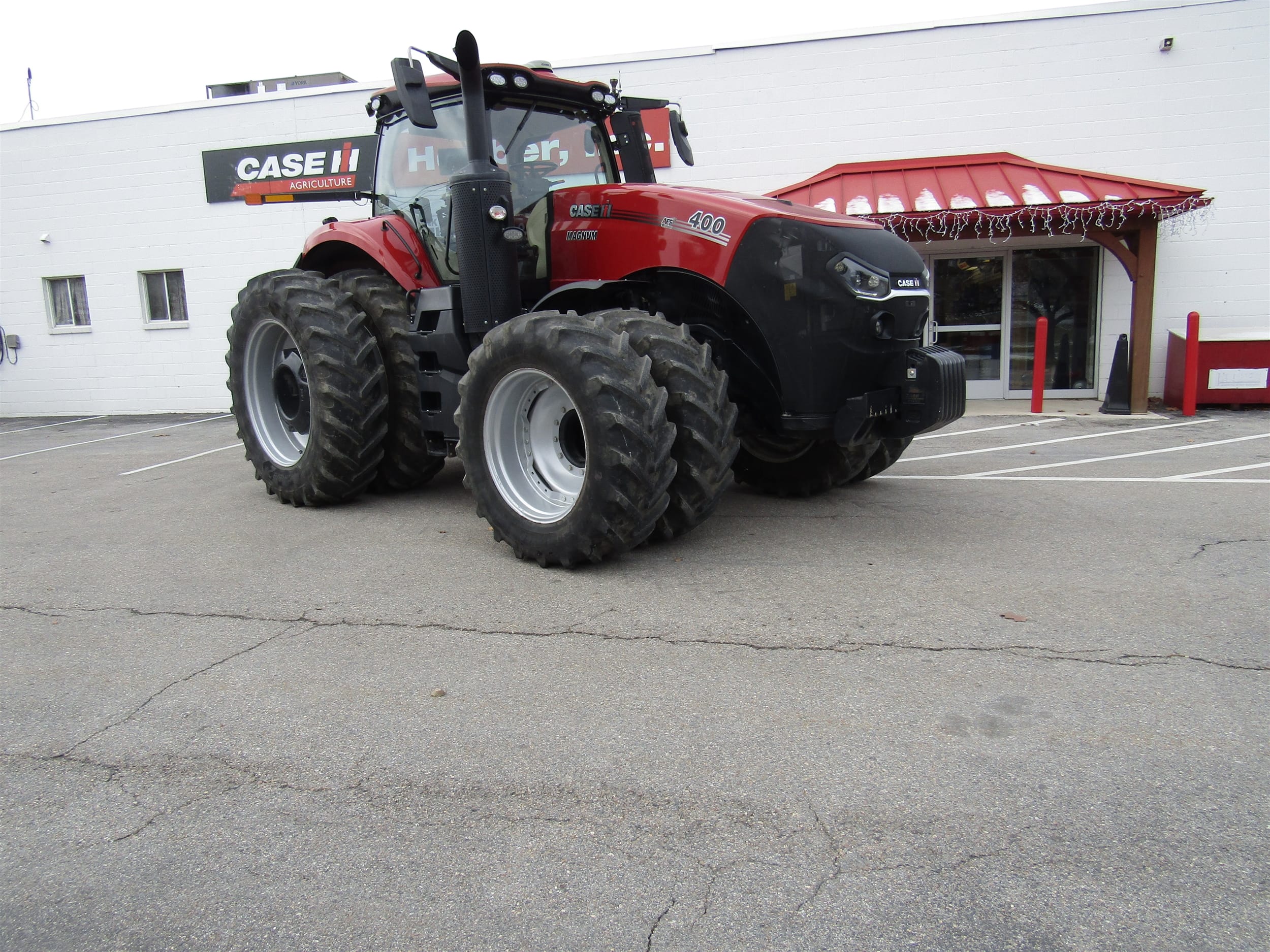 2024 Case IH Magnum 400 Equipment Image0