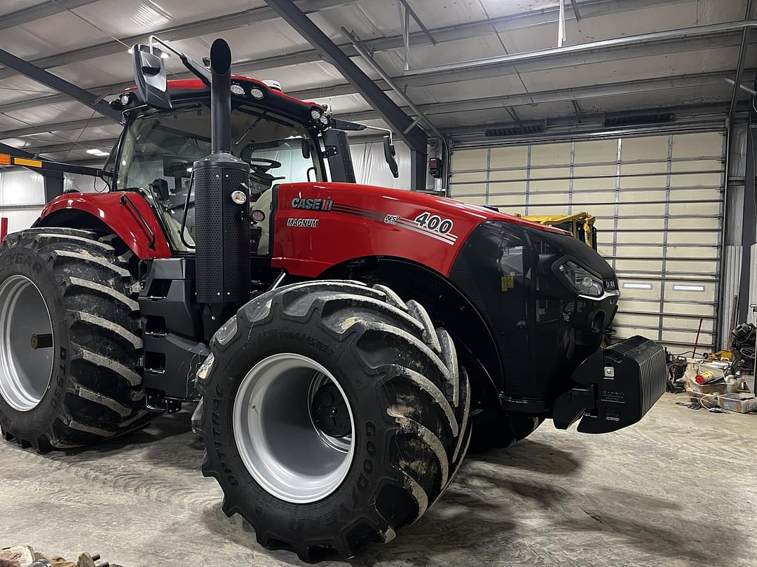 Image of Case IH Magnum 400 Primary image