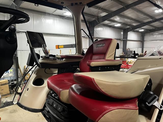 Image of Case IH Magnum 400 equipment image 2
