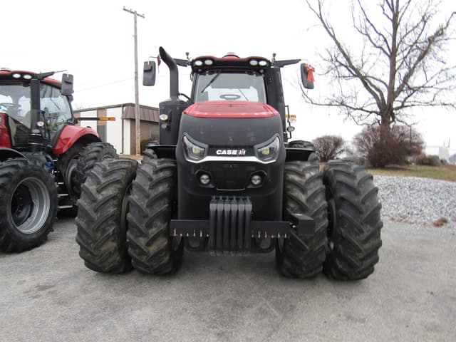 Image of Case IH Magnum 400 equipment image 2