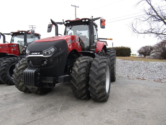 Image of Case IH Magnum 400 equipment image 1