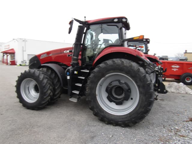 Image of Case IH Magnum 400 equipment image 1