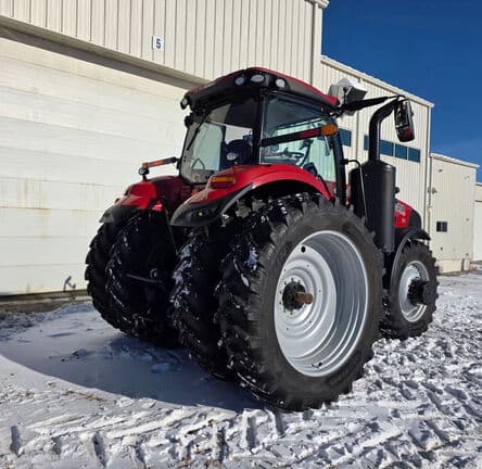 Image of Case IH Magnum 200 equipment image 3