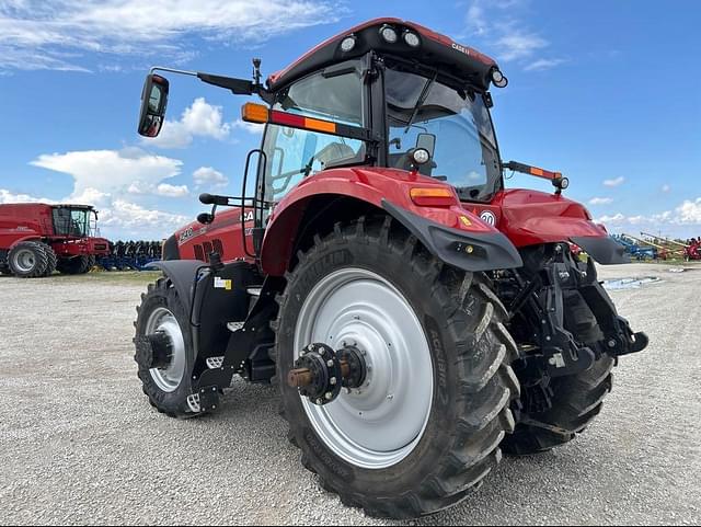 Image of Case IH Magnum 240 equipment image 4