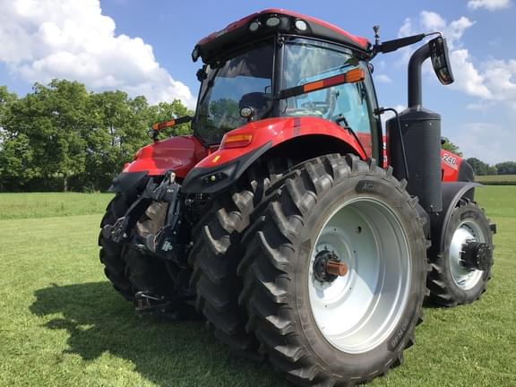 Image of Case IH Magnum 240 equipment image 3