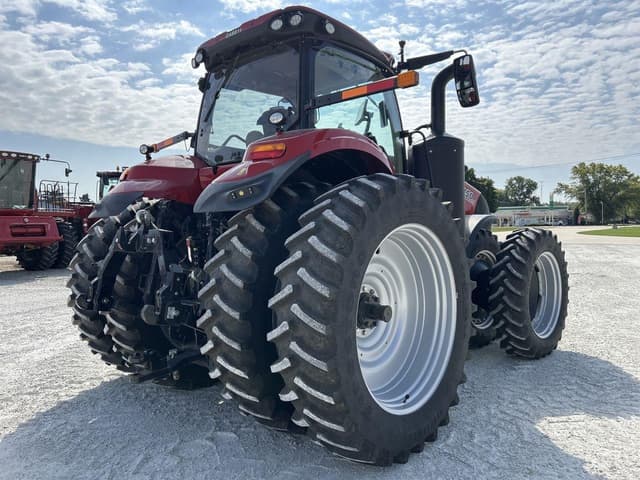 Image of Case IH Magnum 250 equipment image 2