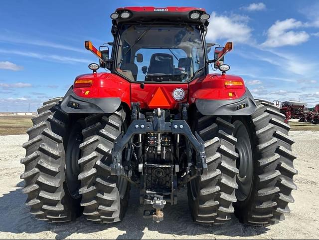 Image of Case IH Magnum 250 equipment image 3