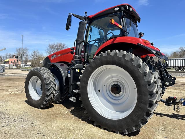 Image of Case IH Magnum 280 equipment image 1