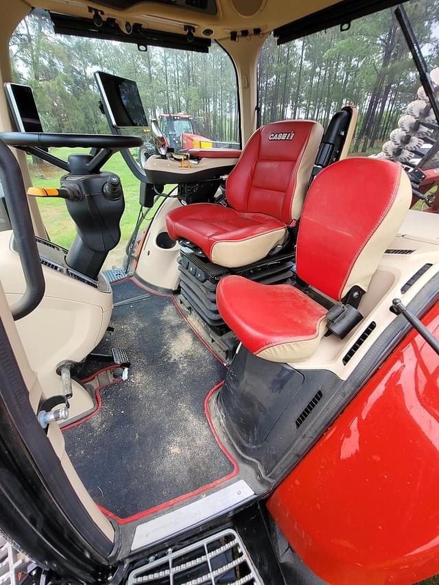 Image of Case IH Magnum 310 equipment image 3