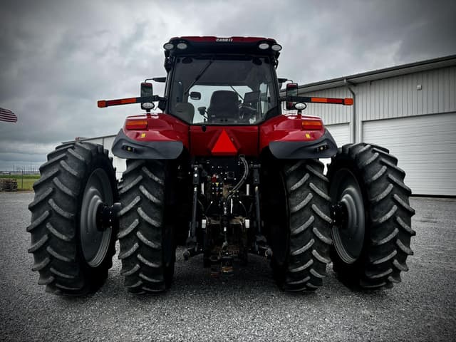 Image of Case IH Magnum 310 equipment image 3
