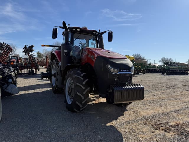 Image of Case IH Magnum 310 equipment image 2