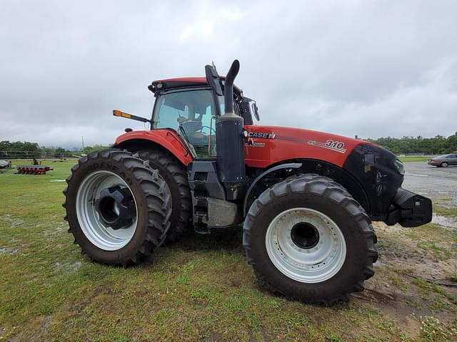 Image of Case IH Magnum 310 equipment image 2