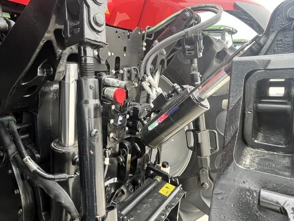 Image of Case IH Magnum 310 equipment image 3