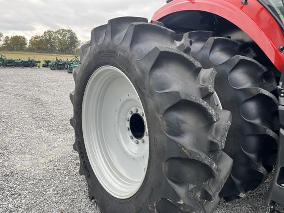 Image of Case IH Magnum 310 equipment image 4