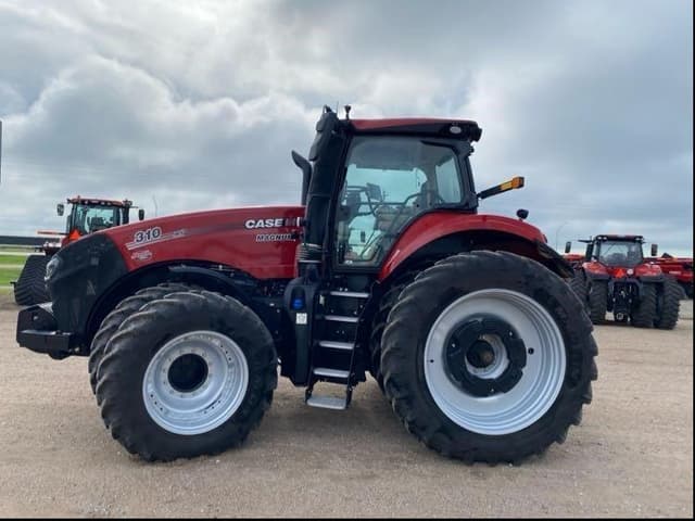 Image of Case IH Magnum 310 equipment image 1