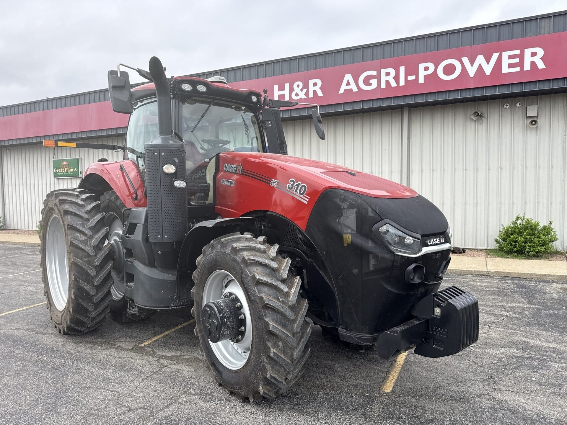 2024 Case IH Magnum 310 Equipment Image0