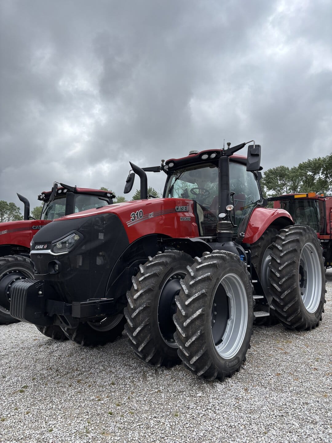 2024 Case IH Magnum 310 Equipment Image0
