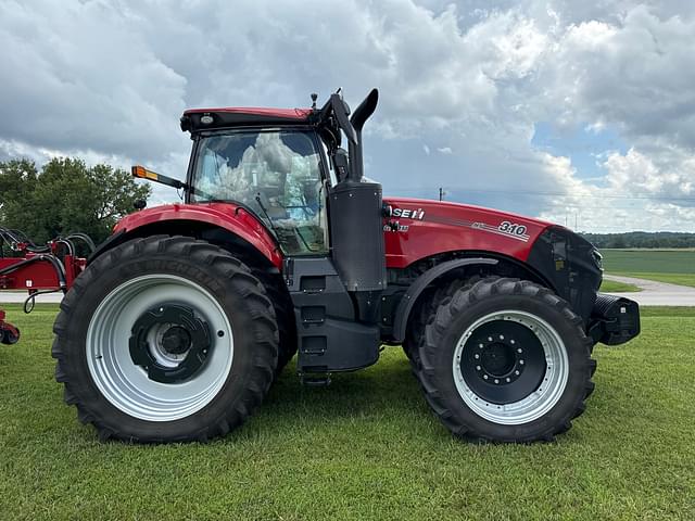 Image of Case IH Magnum 310 equipment image 1