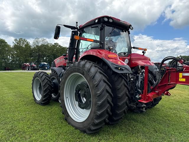 Image of Case IH Magnum 310 equipment image 4