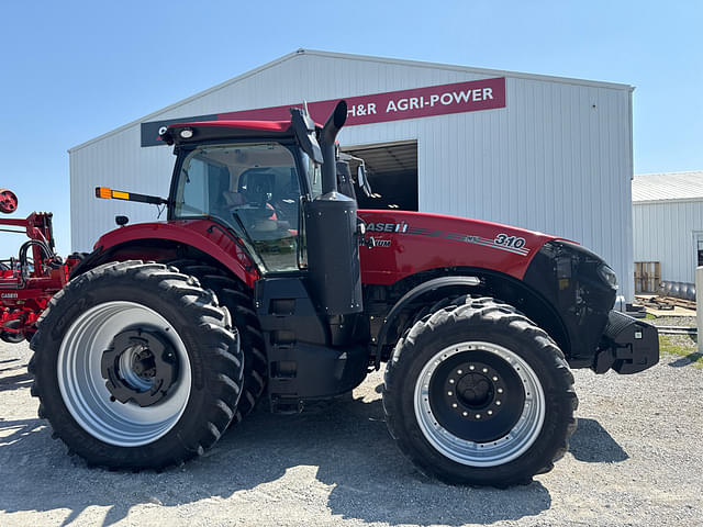 Image of Case IH Magnum 310 equipment image 1
