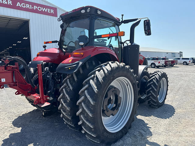 Image of Case IH Magnum 310 equipment image 2