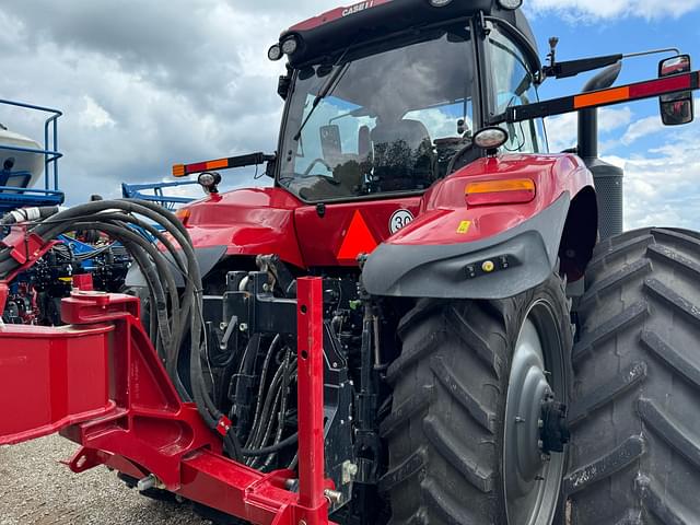 Image of Case IH Magnum 310 equipment image 3