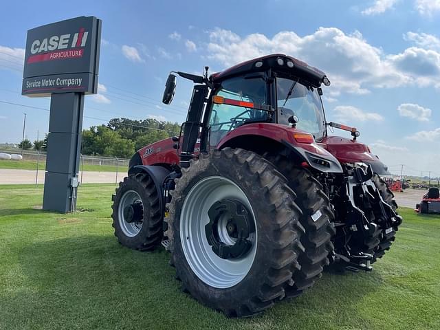 Image of Case IH Magnum 310 equipment image 4