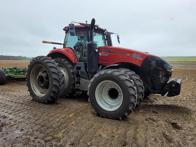 Image of Case IH Magnum 340 equipment image 2