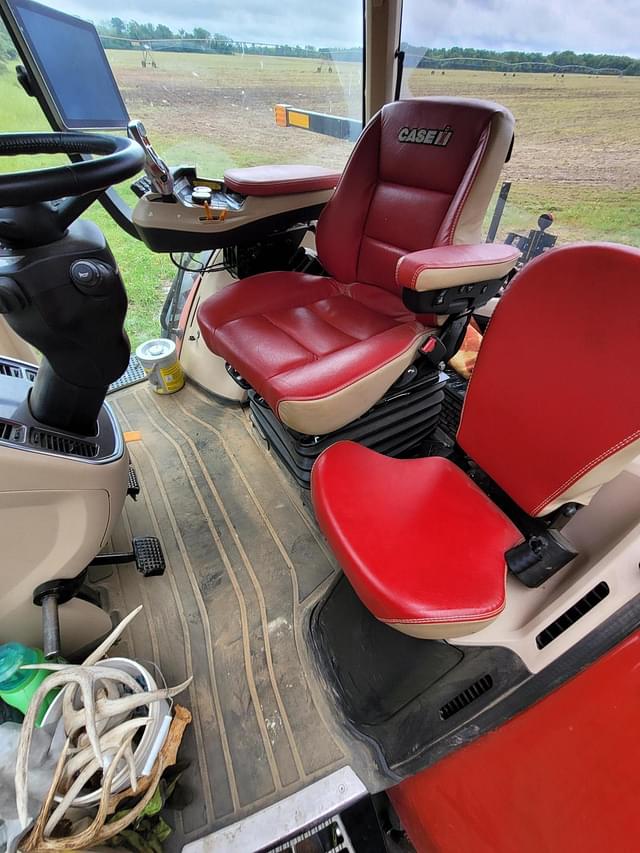 Image of Case IH Magnum 340 equipment image 3