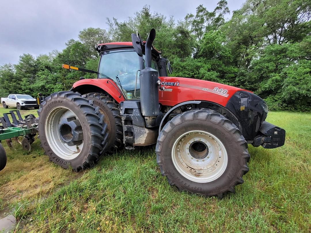 Image of Case IH Magnum 340 Primary image