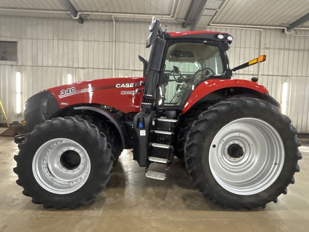 Image of Case IH Magnum 340 Primary image