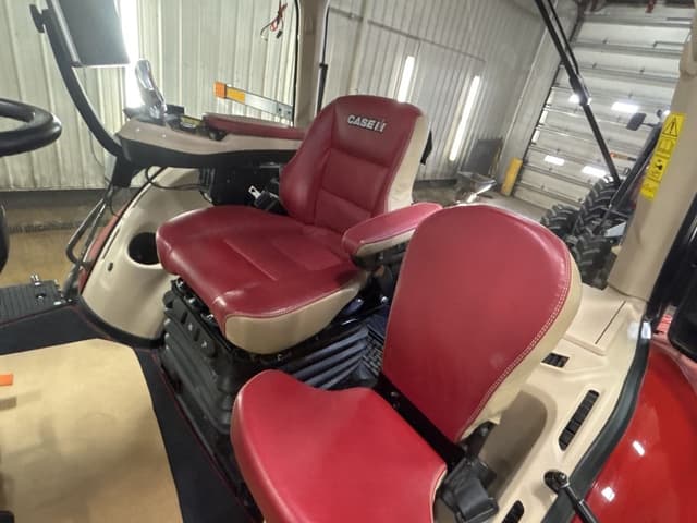 Image of Case IH Magnum 340 equipment image 3