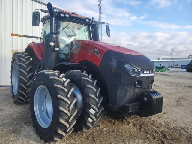 Image of Case IH Magnum 340 equipment image 2