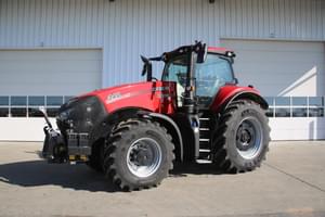 2024 Case IH Magnum 340 Image