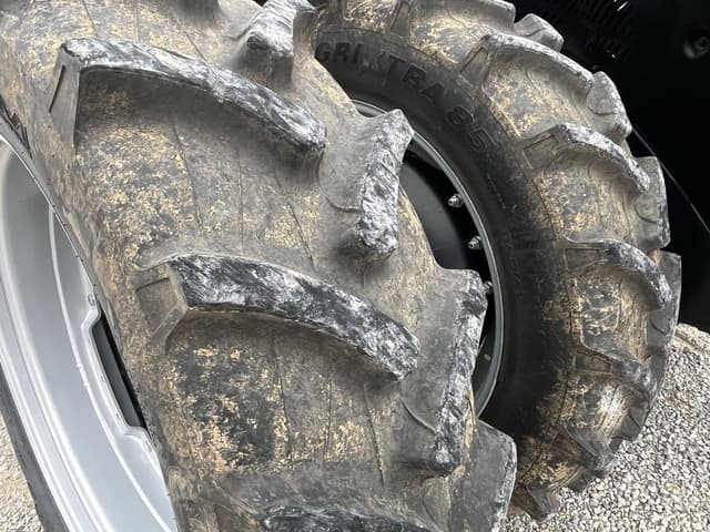 Image of Case IH Magnum 340 equipment image 1