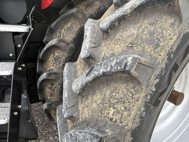 Image of Case IH Magnum 340 equipment image 3