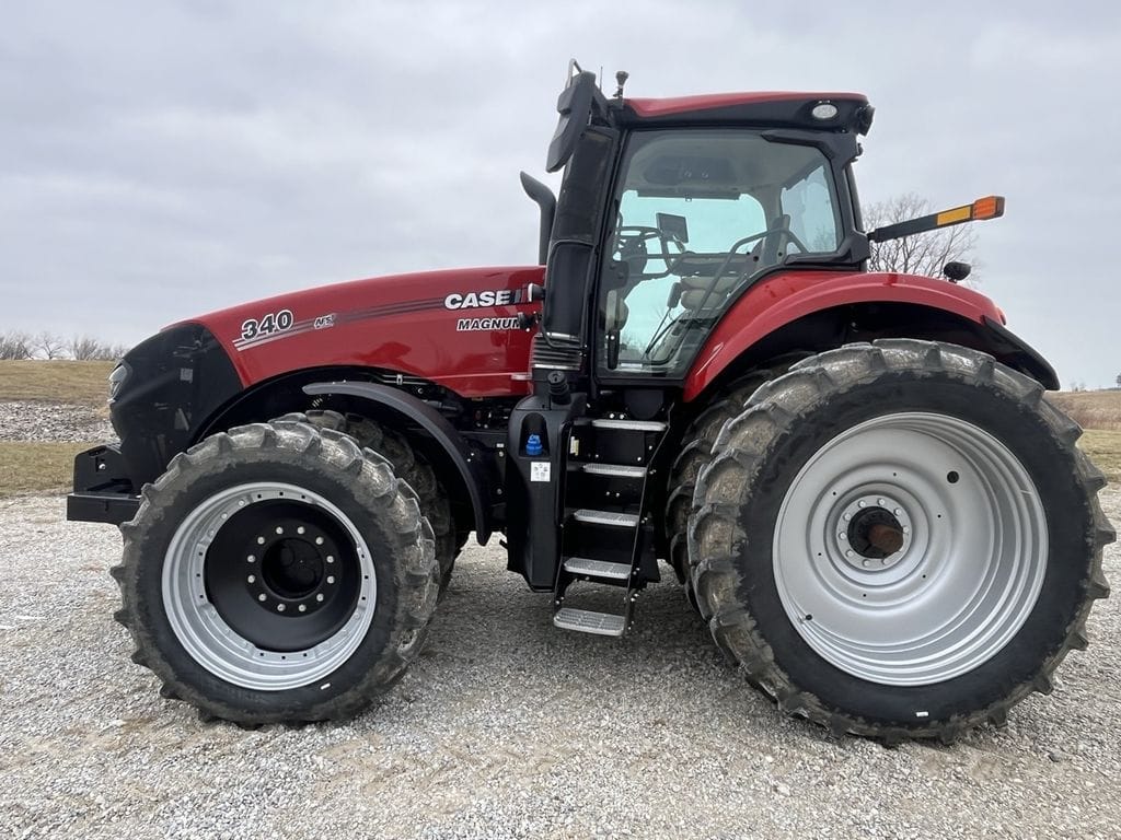 2024 Case IH Magnum 340 Equipment Image0