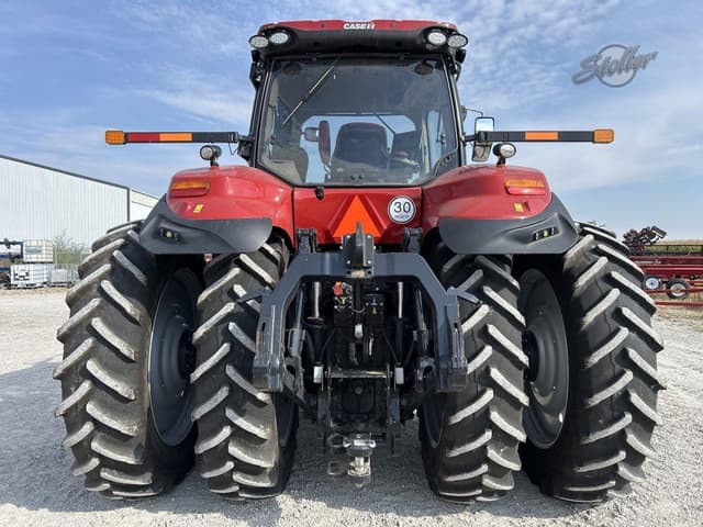 Image of Case IH Magnum 340 equipment image 3