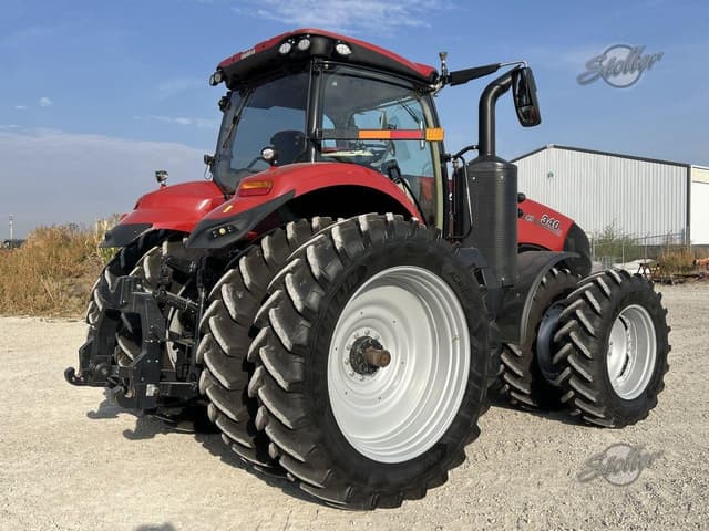 Image of Case IH Magnum 340 equipment image 2