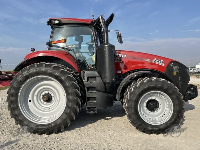 Image of Case IH Magnum 340 equipment image 1