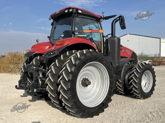 Image of Case IH Magnum 340 equipment image 2